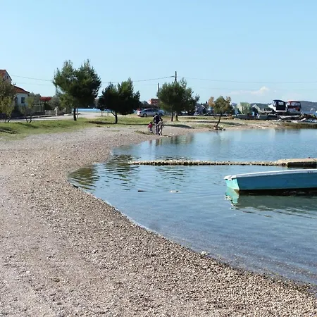 아파트 14681b Sukošan